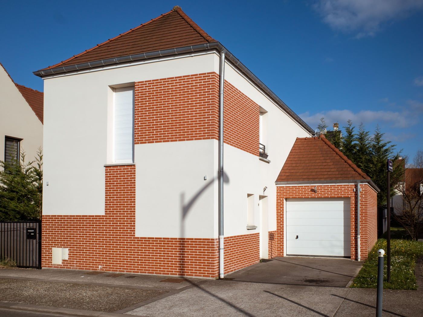 Ein bezugsfertiges Einfamilienhaus. Was hier nicht mehr auffällt, wurde Monate vorher entschieden.